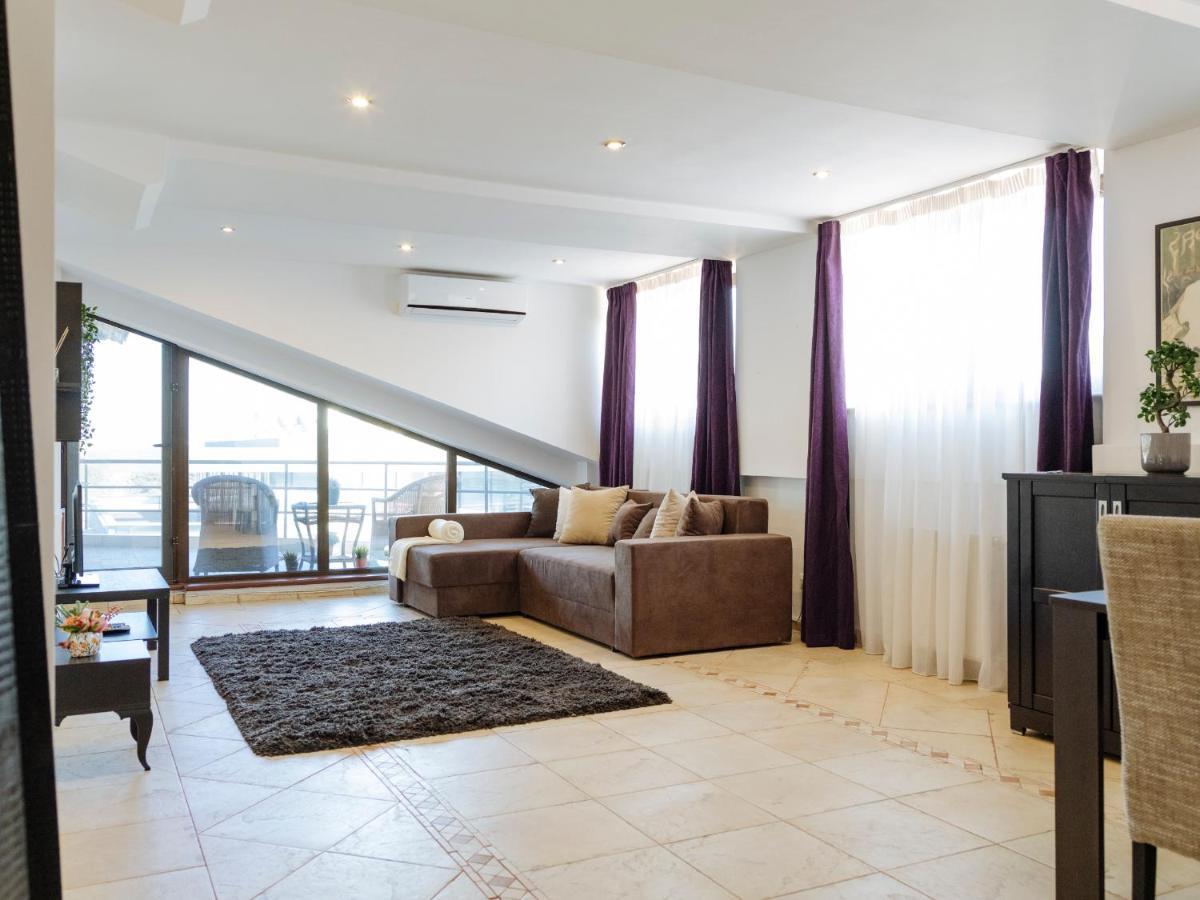 Amazing City View Residences - Penthouse & Apartment Bucharest Exterior photo