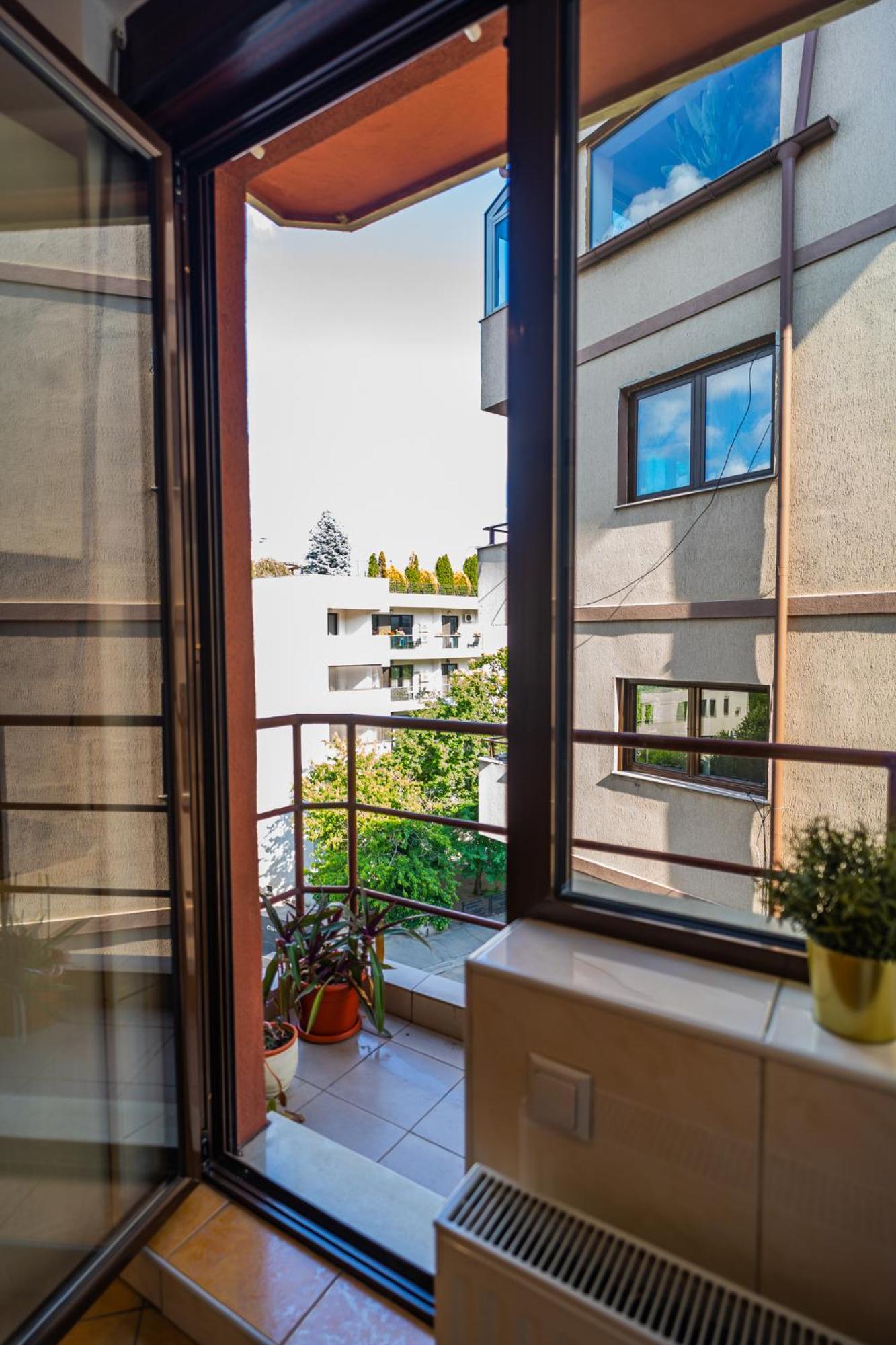 Amazing City View Residences - Penthouse & Apartment Bucharest Exterior photo
